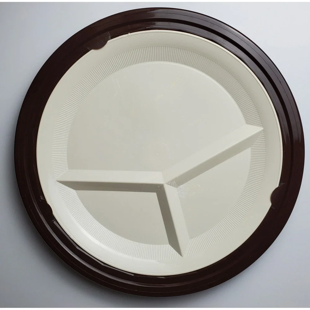 READ Vintage PackerWare Lot Of 4 Ivory Plastic Plates Brown Plate‎ Holders USA